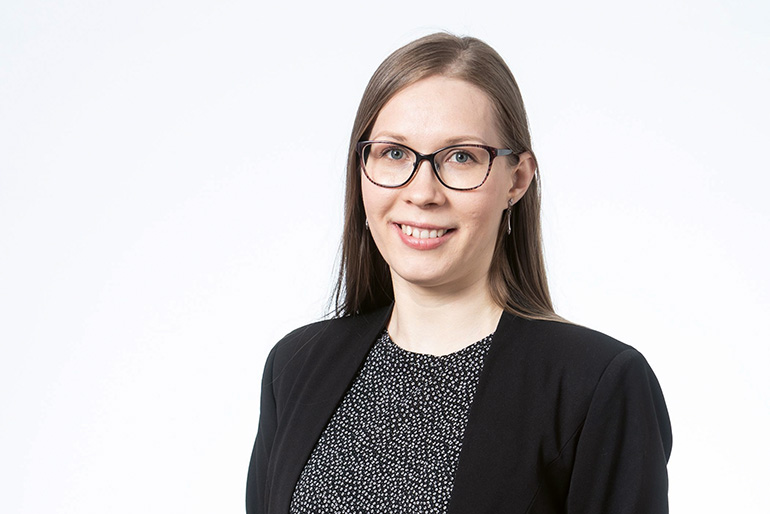 Kuvassa Henriikka Tuominen AFRYn koneturvallisuusasiantuntija