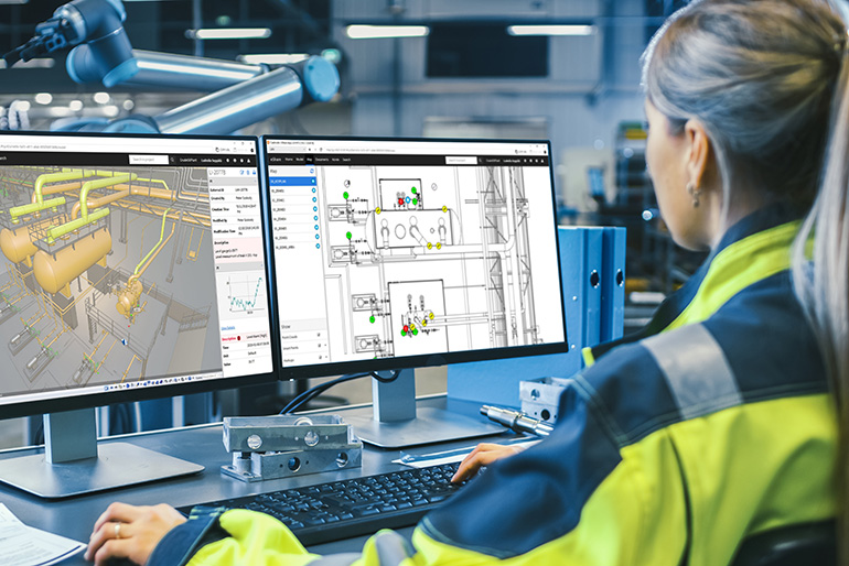 Person operating IT software on a computer screen